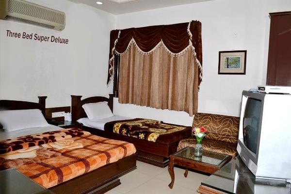 Hotel Heritage Inn